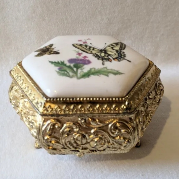 Vintage Musical Jewelry Box Butterfly Decorative - Picture 1 of 16